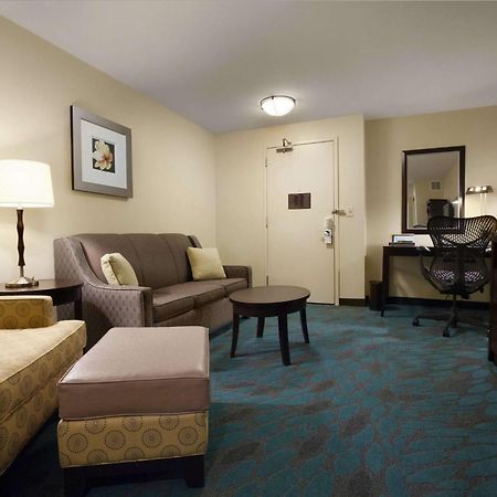 Hilton Garden Inn Фарго Экстерьер фото