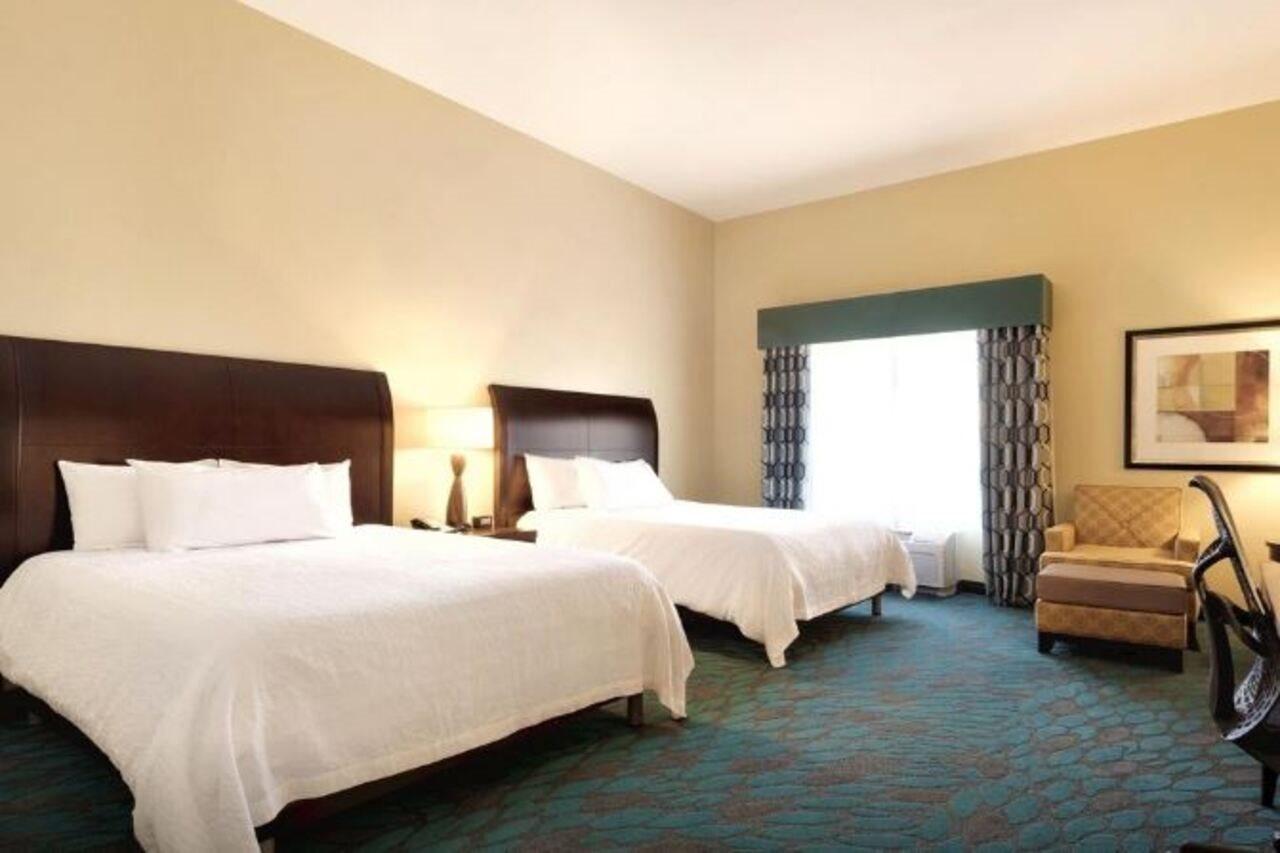 Hilton Garden Inn Фарго Экстерьер фото