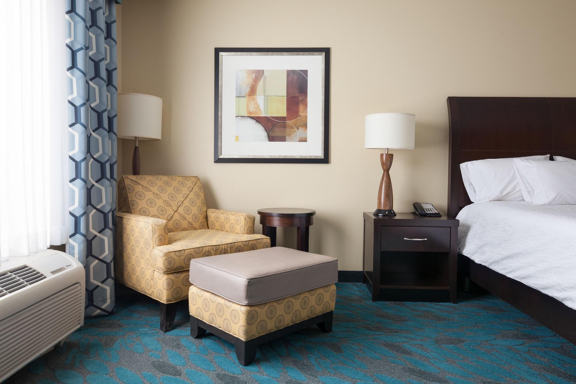 Hilton Garden Inn Фарго Экстерьер фото