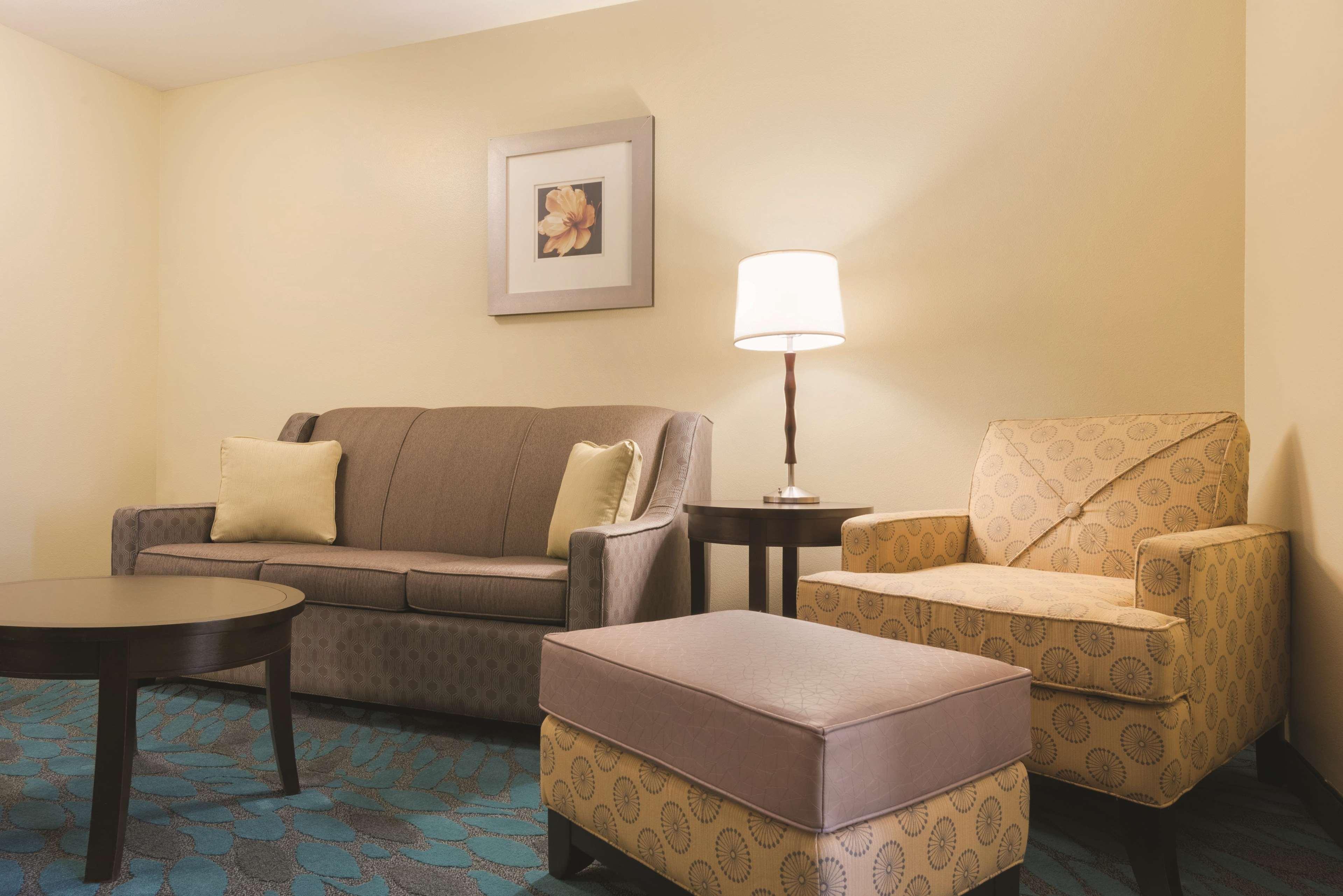Hilton Garden Inn Фарго Экстерьер фото