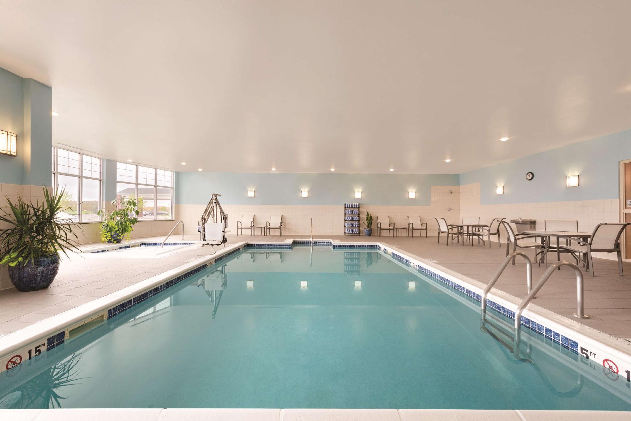Hilton Garden Inn Фарго Экстерьер фото