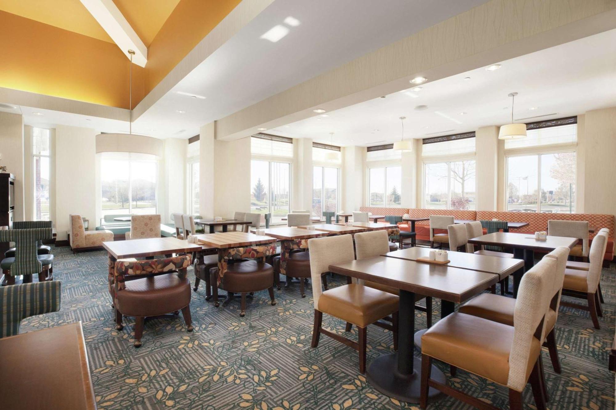 Hilton Garden Inn Фарго Экстерьер фото
