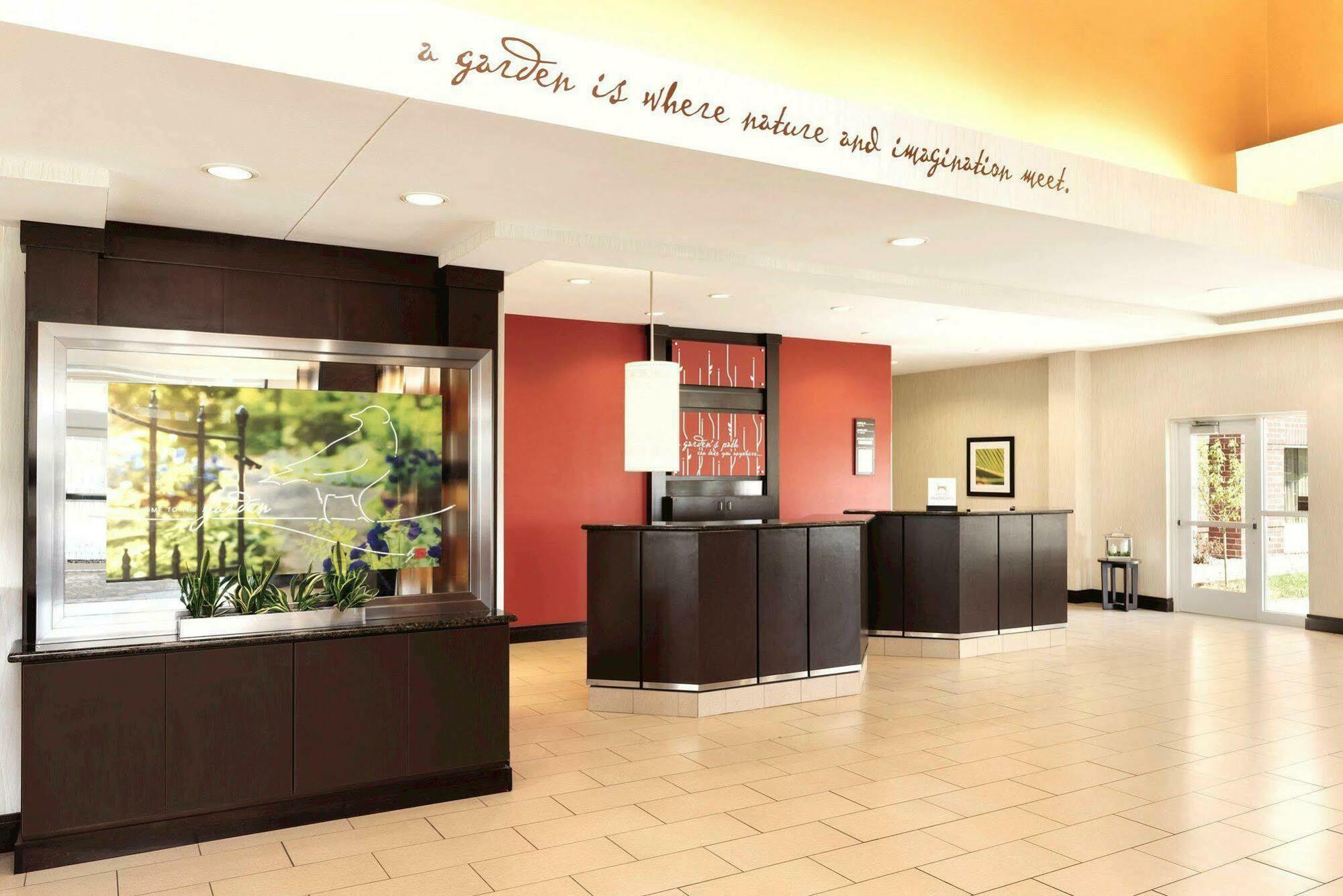 Hilton Garden Inn Фарго Экстерьер фото